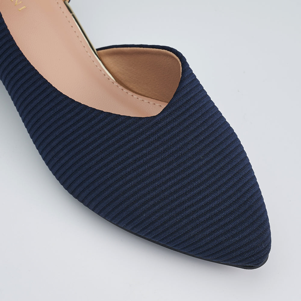 Mid Block Heels Pointed Court Shoes