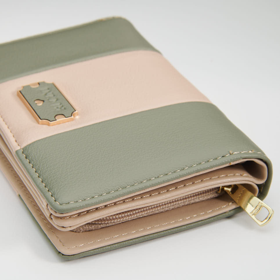 Two Tone Snap Purse with Zipper